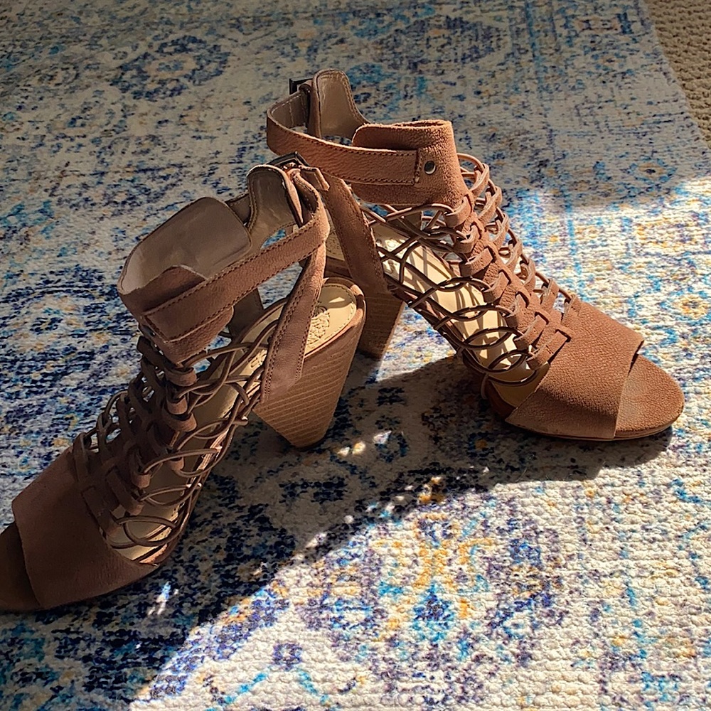 Vince Camuto wedges